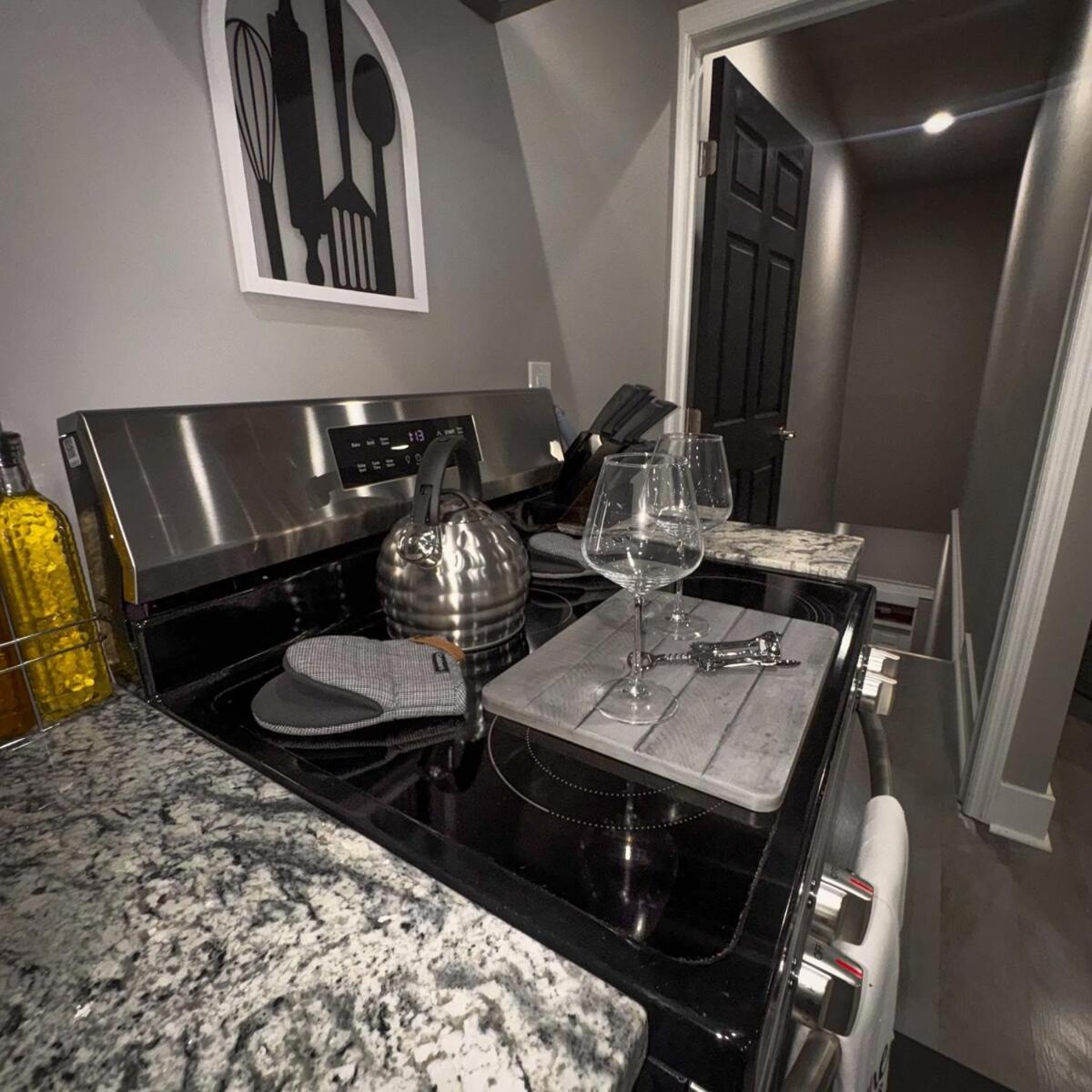 Apartment Chic Oasis 1 Miles From Dwtn Columbus