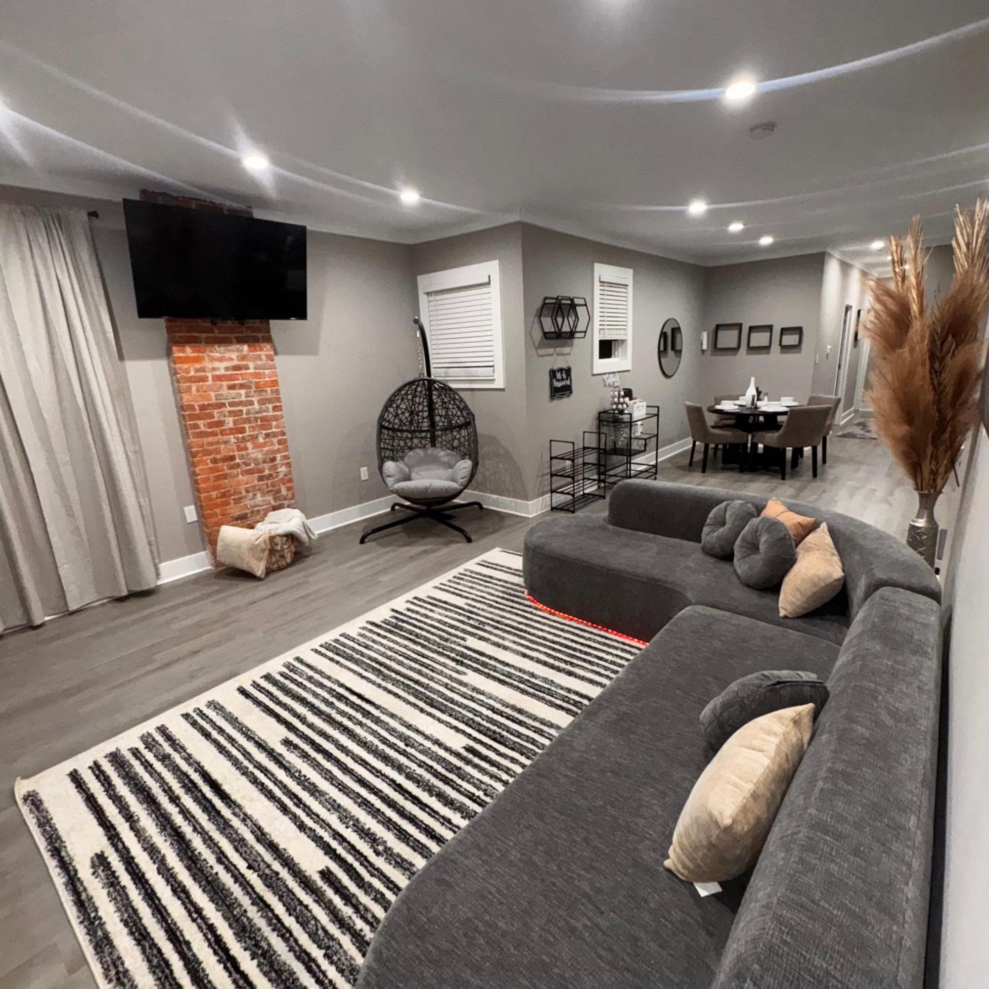Chic Oasis 1 Miles From Dwtn Apartment *