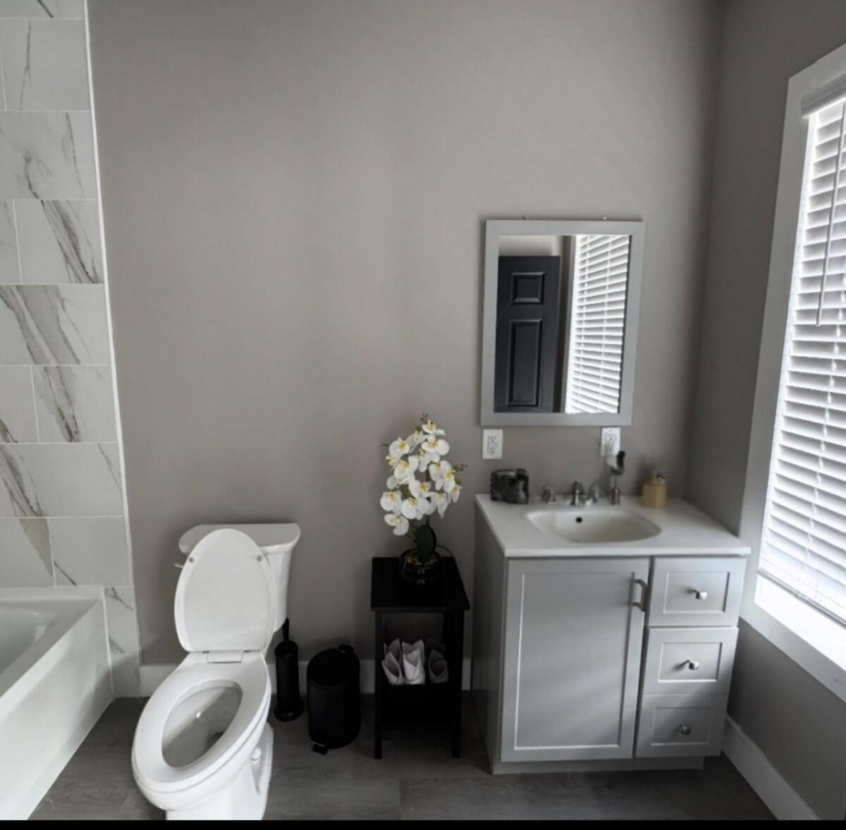 Chic Oasis 1 Miles From Dwtn Apartment Columbus